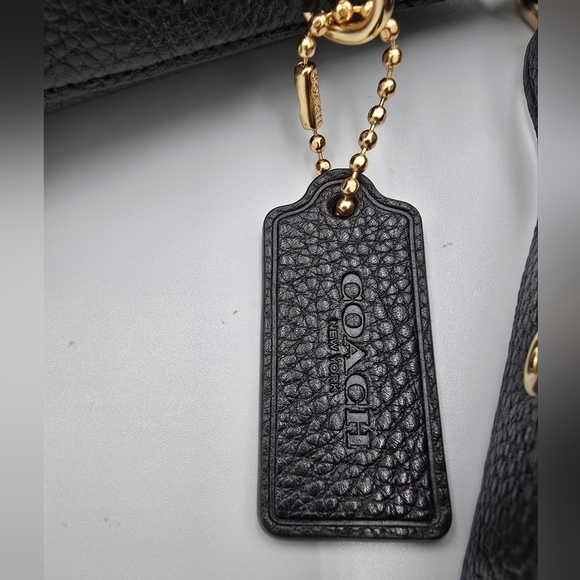 COACH C2818 Val Duffle Bag Purse Crossbody Black Pebbled Leather Gold Hardware - Picture 3 of 15